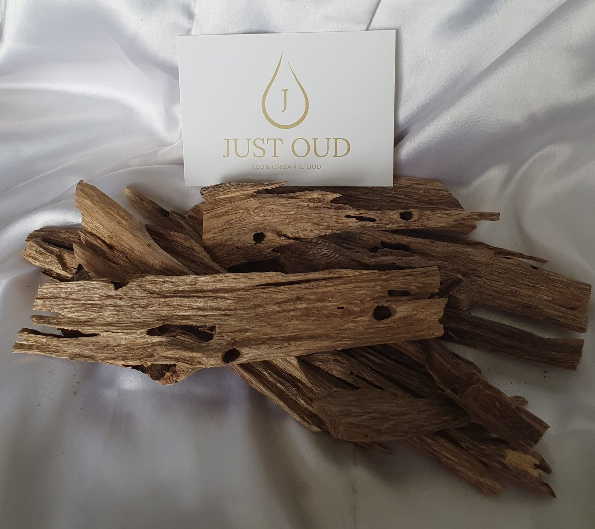 AA+ Grade Hindi Oud Agarwood Chips | Bangladeshi/Hindi Oud Chips - EXCELLENT AROMA